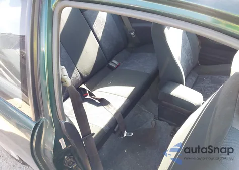 2000 Mitsubishi Mirage De from USA, damaged, VIN JA3AY11A3YU044765